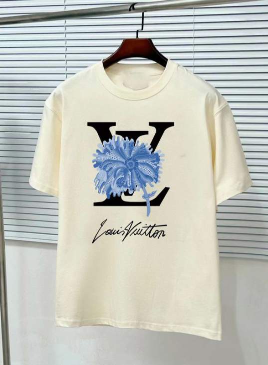 Picture of Louis Vuitton T Shirts Short _SKULVS-2XL11Lr1298046